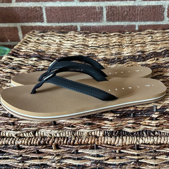 Reef Women's Tan Footbed Black Strap Sandals - Picture 7 of 7